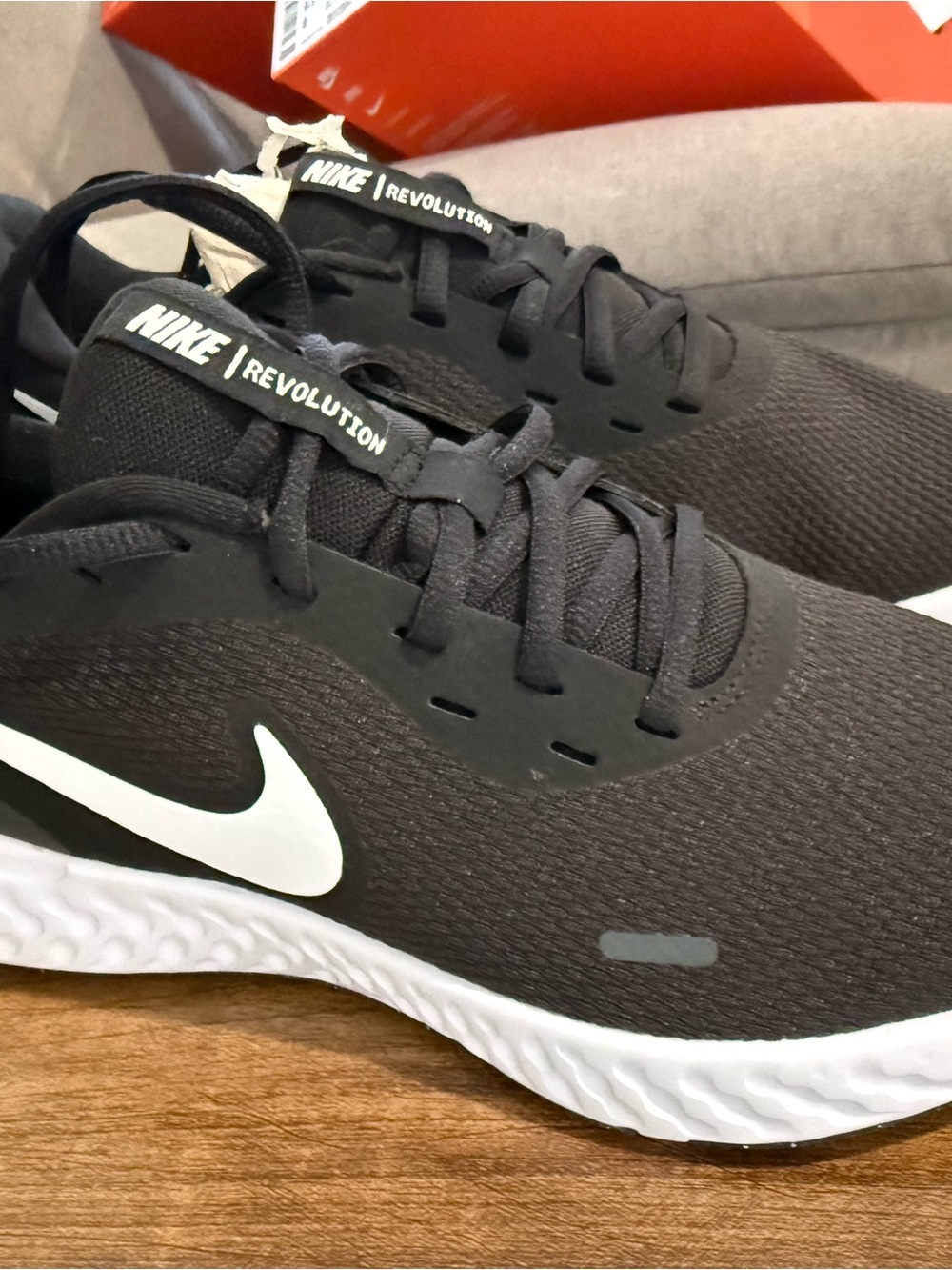 Women’s Nike shoes - Picture 4 of 4